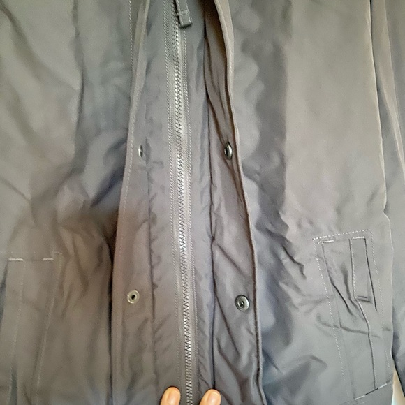 Gently Worn Abercrombie The a&f all -season WEATHER WARRIOR Boy’s XL - Gray - Picture 3 of 10